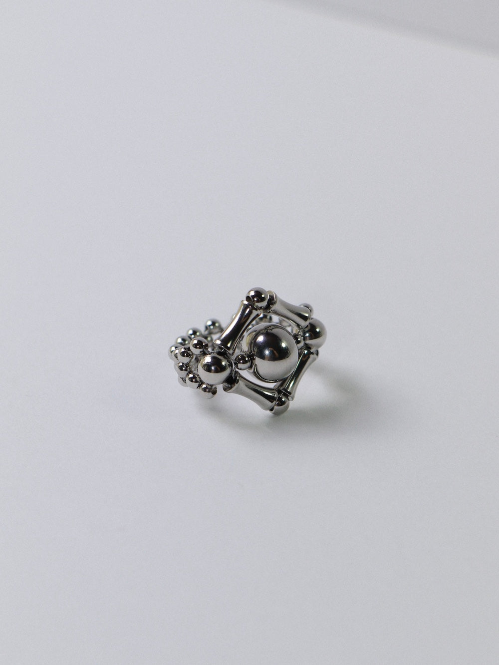 DIAMOND RING 菱形戒指