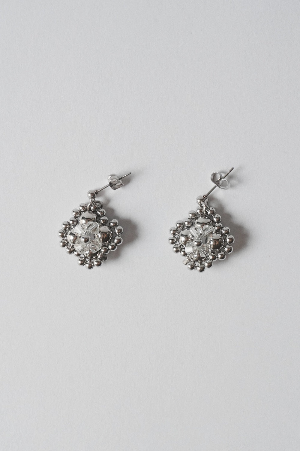 FOUR LEAF clover Earrings 四葉草串珠耳環