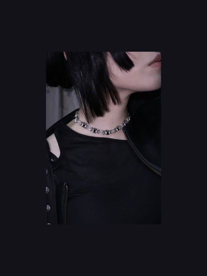 Little HANA Choker Necklace
