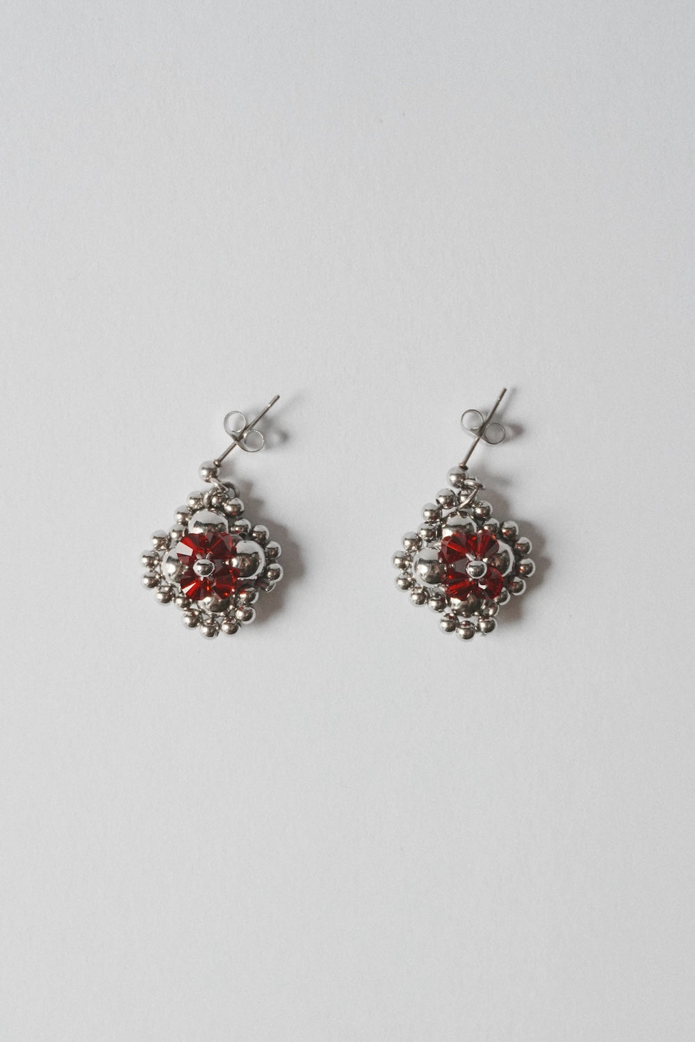 FOUR LEAF clover Earrings 四葉草串珠耳環